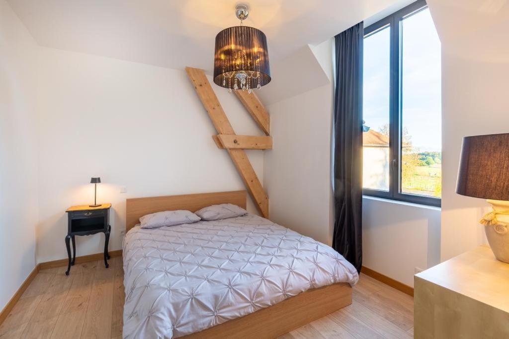 Chambres Au Chateau Du Mouillat Saint-Clair-de-la-Tour Exteriér fotografie