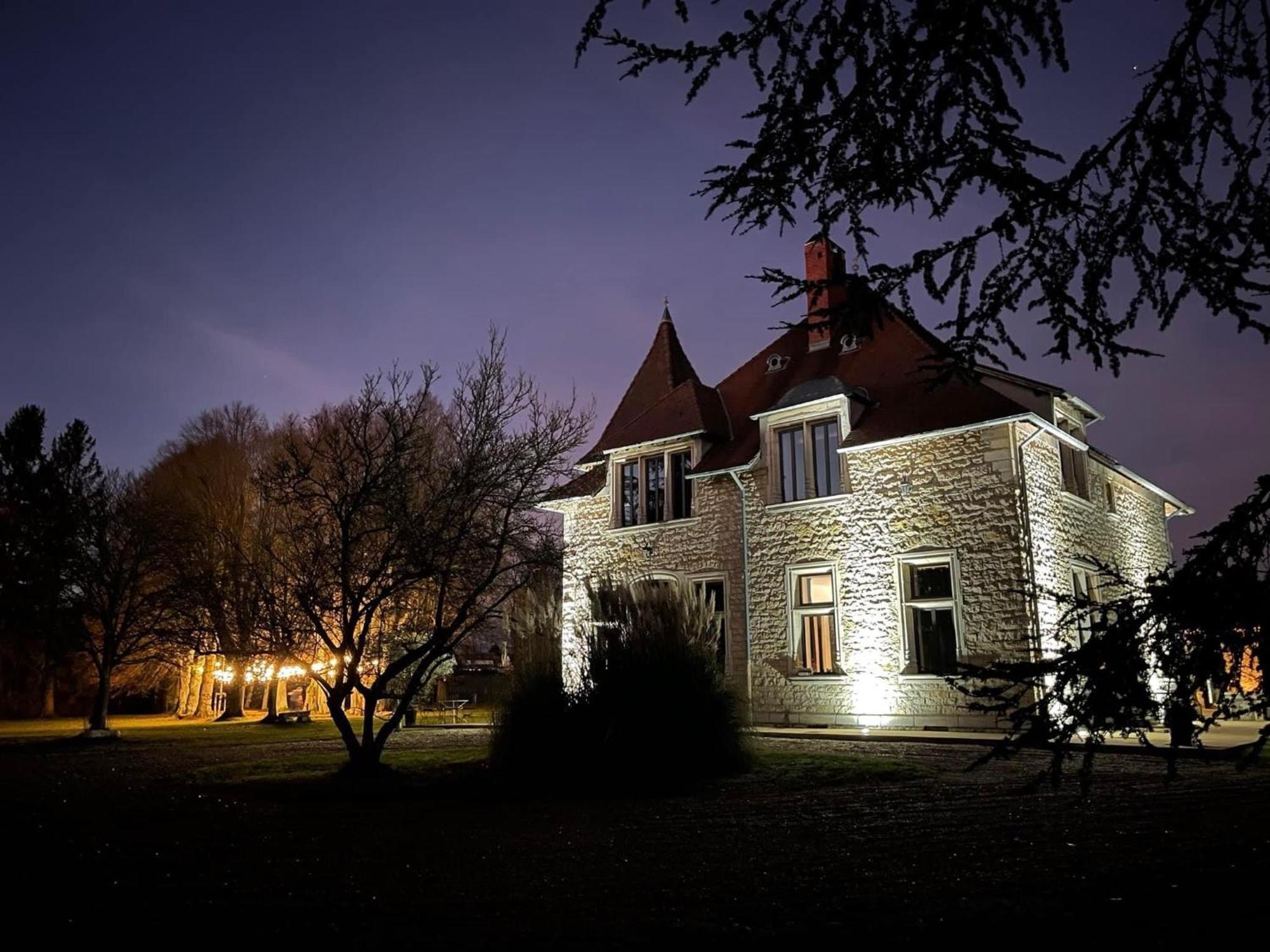 Chambres Au Chateau Du Mouillat Saint-Clair-de-la-Tour Exteriér fotografie